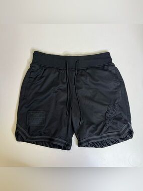 ULTRA GAME MEN'S SUPER SOFT AIR MESH GAME DAY Spurs SHORTS - Size Small